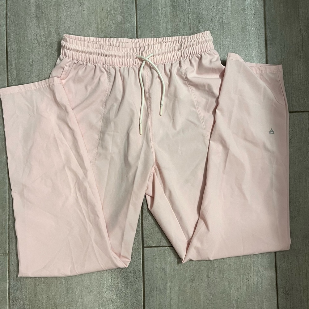 Pink outdoor pants by LIV Outdoors size M